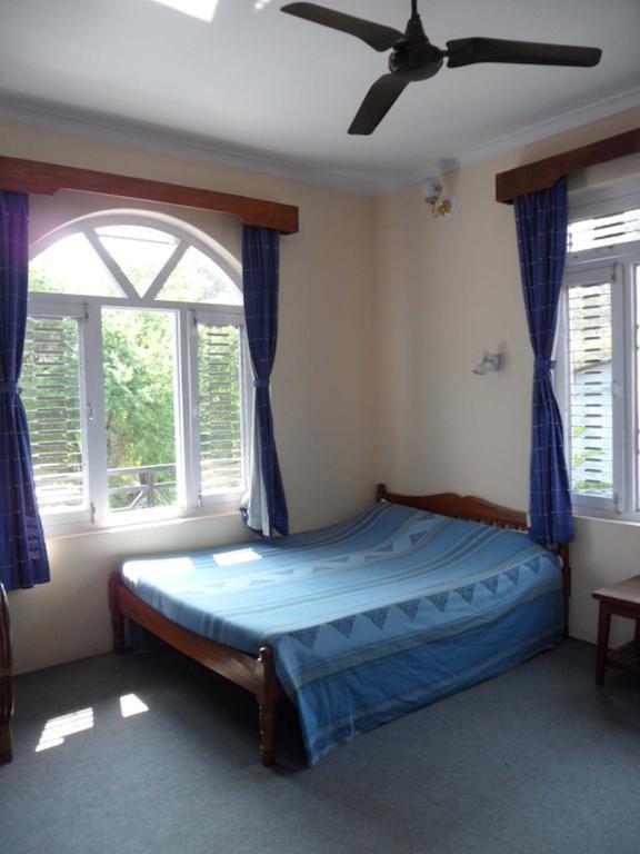 Hotel Nirvana Pokhara Bilik gambar