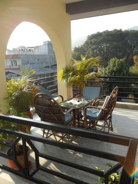 Hotel Nirvana Pokhara Luaran gambar