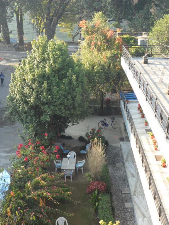 Hotel Nirvana Pokhara Luaran gambar
