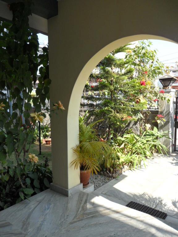 Hotel Nirvana Pokhara Luaran gambar